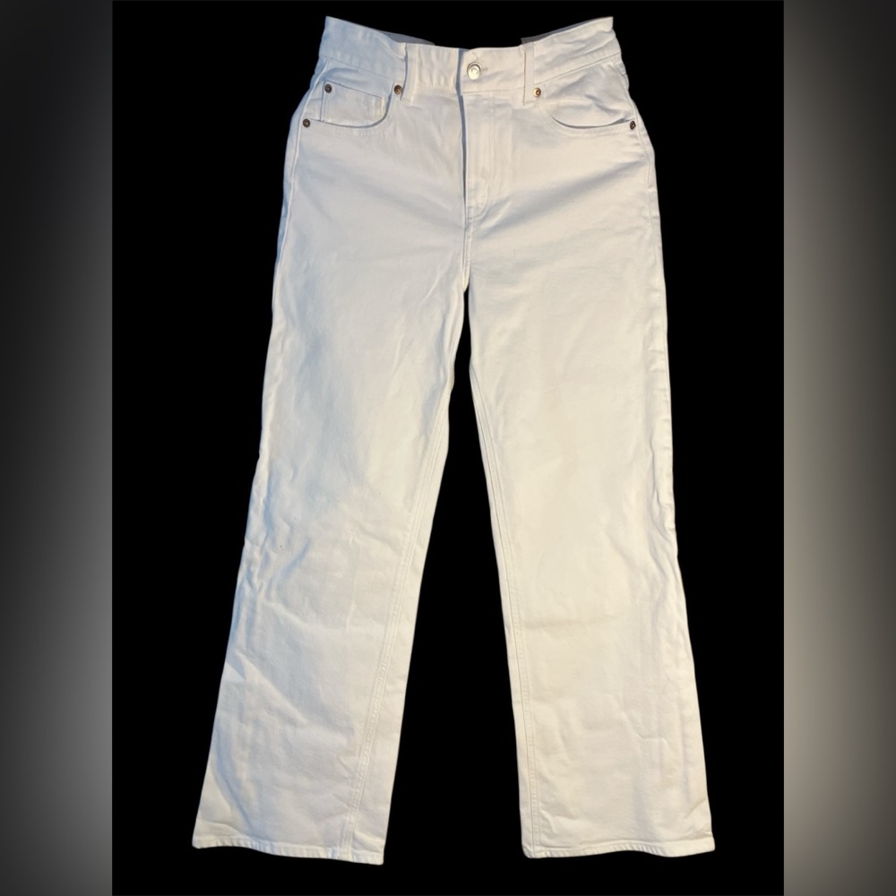H&M High-Waisted Jeans